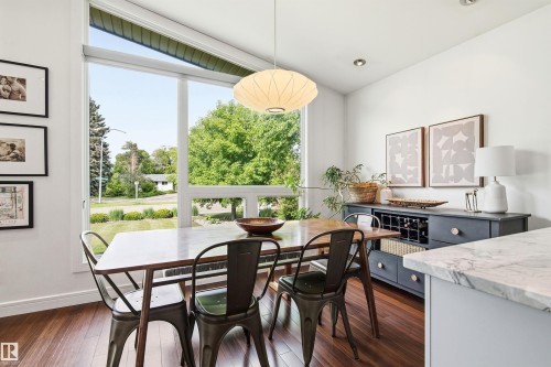 6905 102A Avenue, Edmonton, AB 