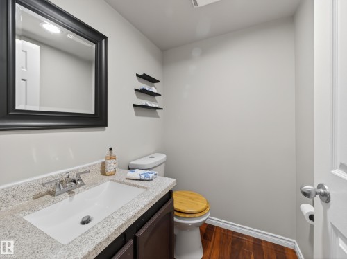 17092 67 Avenue, Edmonton, AB - Indoor Photo Showing Bathroom