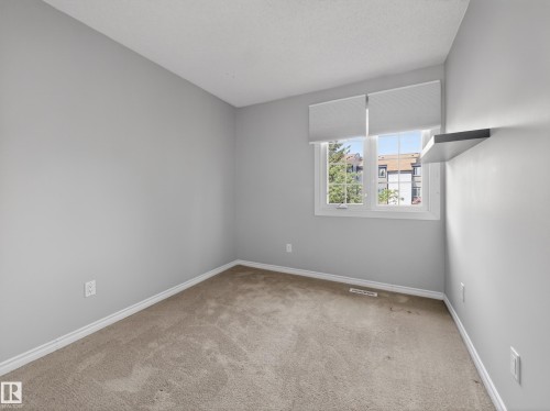 17092 67 Avenue, Edmonton, AB - Indoor Photo Showing Other Room