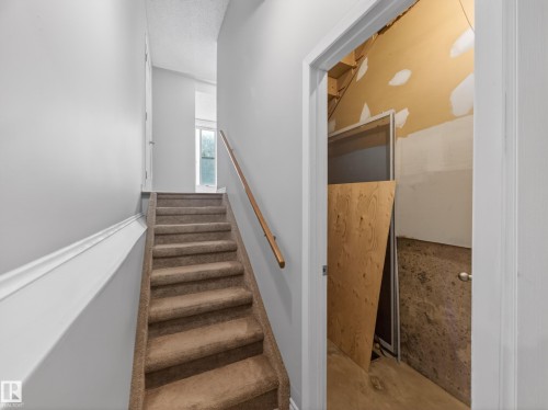 17092 67 Avenue, Edmonton, AB - Indoor Photo Showing Other Room