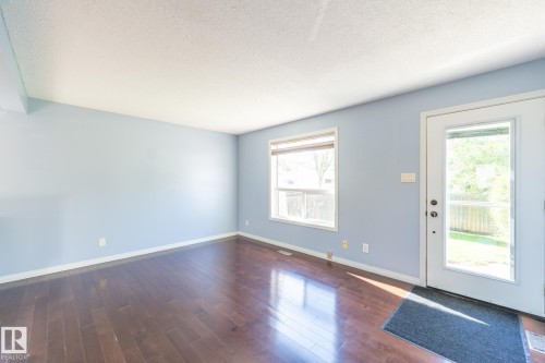 18289 74 Avenue, Edmonton, AB 