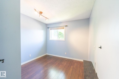 18289 74 Avenue, Edmonton, AB 