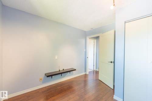 18289 74 Avenue, Edmonton, AB 