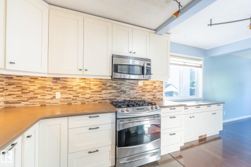18289 74 Avenue, Edmonton, AB 