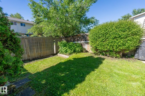 18289 74 Avenue, Edmonton, AB 
