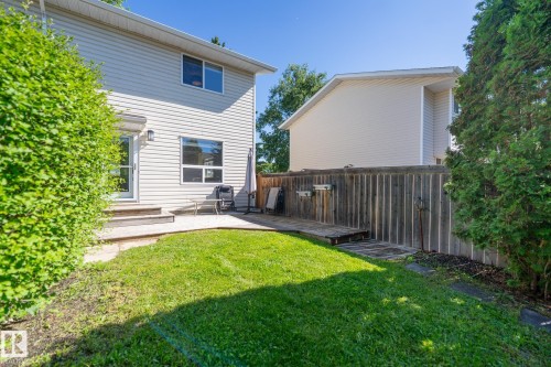18289 74 Avenue, Edmonton, AB 