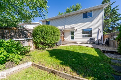 18289 74 Avenue, Edmonton, AB 