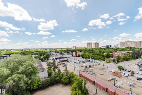 Expansive cityscape with a horizon of diverse buildings and abundant mature trees - 904 10883 Saskatchewan Drive, Edmonton, AB 