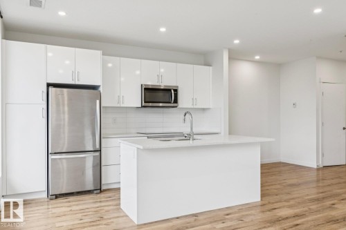 415 11503 76 Avenue, Edmonton, AB 