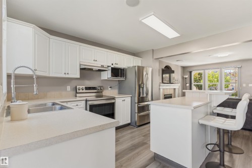 7824 14 Avenue, Edmonton, AB 