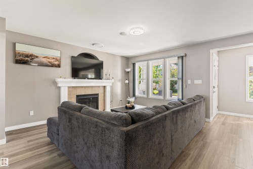 7824 14 Avenue, Edmonton, AB 