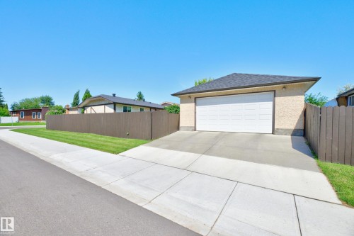 3104 138 Avenue, Edmonton, AB 