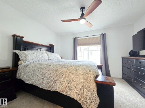 70 50 Mclaughlin Drive, Spruce Grove, AB - Indoor Photo Showing Bedroom