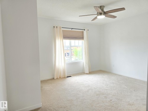 70 50 Mclaughlin Drive, Spruce Grove, AB - Indoor Photo Showing Other Room