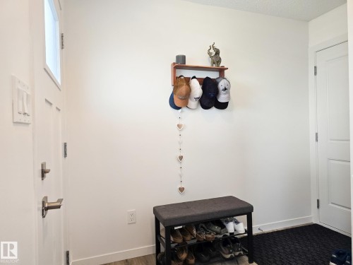 70 50 Mclaughlin Drive, Spruce Grove, AB - Indoor Photo Showing Other Room
