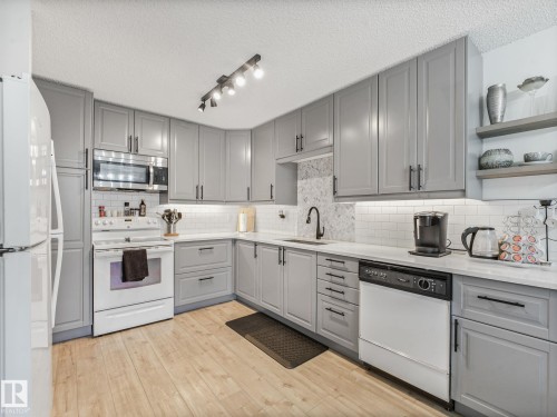 212 15499 Castle Downs Road, Edmonton, AB 