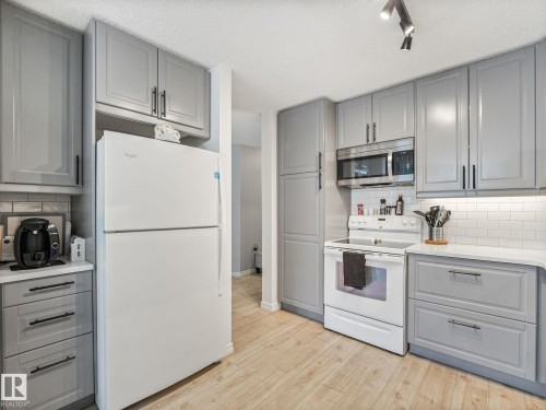 212 15499 Castle Downs Road, Edmonton, AB 