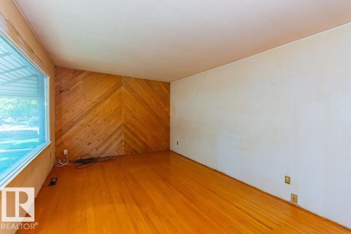 13031 63 Street, Edmonton, AB 