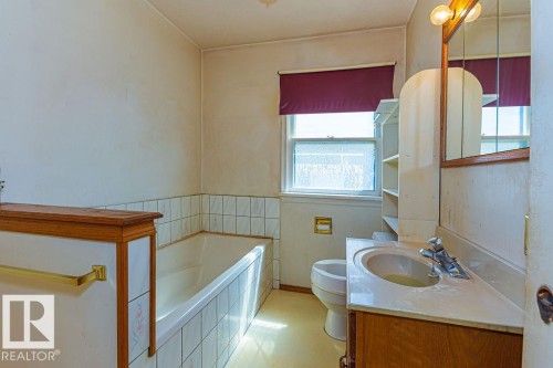 13031 63 Street, Edmonton, AB 