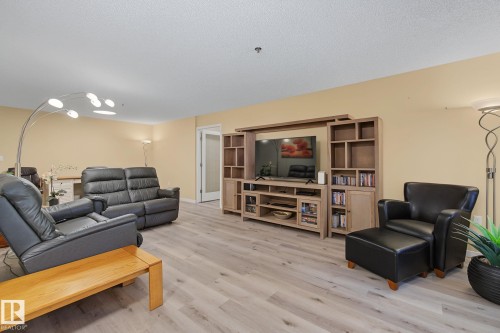 105 17511 98A Avenue, Edmonton, AB 