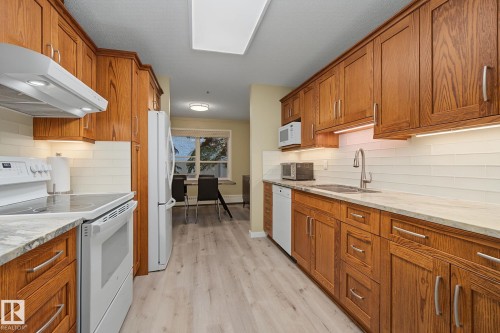 105 17511 98A Avenue, Edmonton, AB 