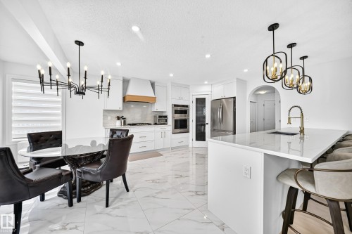 8509 Sloane Crescent, Edmonton, AB 