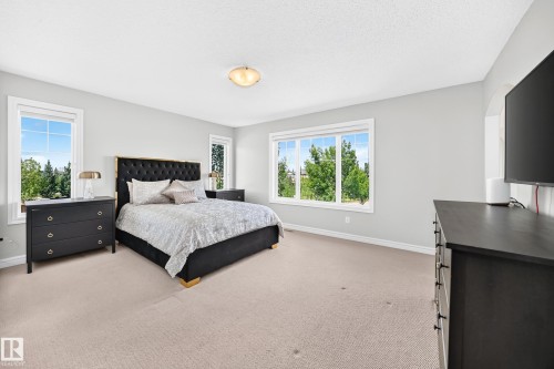 8509 Sloane Crescent, Edmonton, AB 