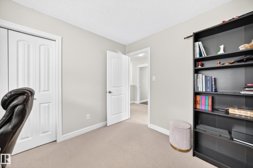 8509 Sloane Crescent, Edmonton, AB 