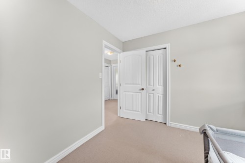 8509 Sloane Crescent, Edmonton, AB 