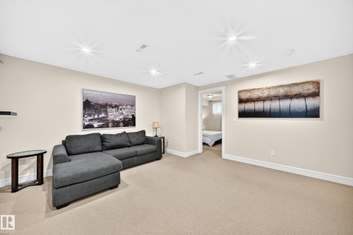 8509 Sloane Crescent, Edmonton, AB 