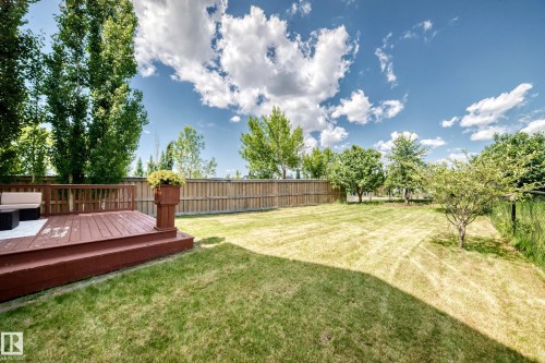 8509 Sloane Crescent, Edmonton, AB 