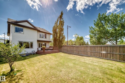 8509 Sloane Crescent, Edmonton, AB 