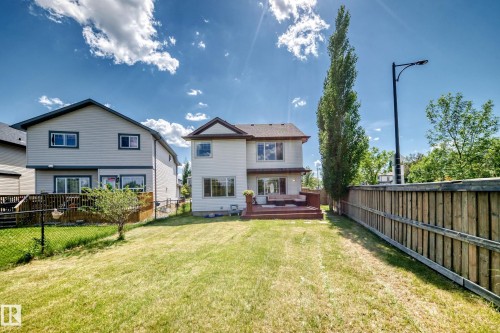 8509 Sloane Crescent, Edmonton, AB 