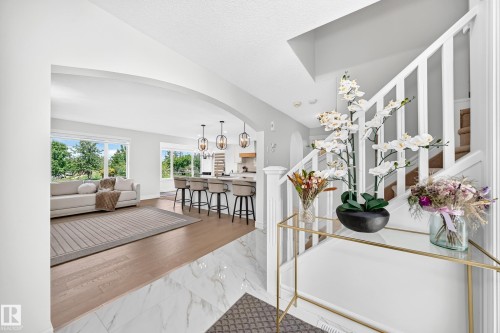 8509 Sloane Crescent, Edmonton, AB 