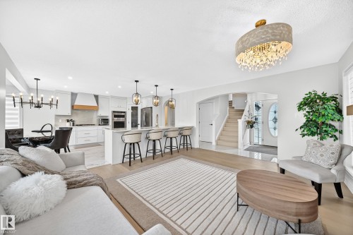 8509 Sloane Crescent, Edmonton, AB 