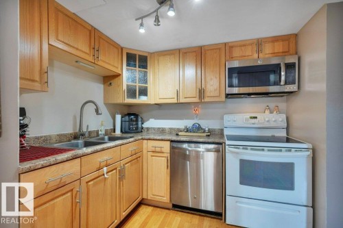 540 Willow Crest, Edmonton, AB 