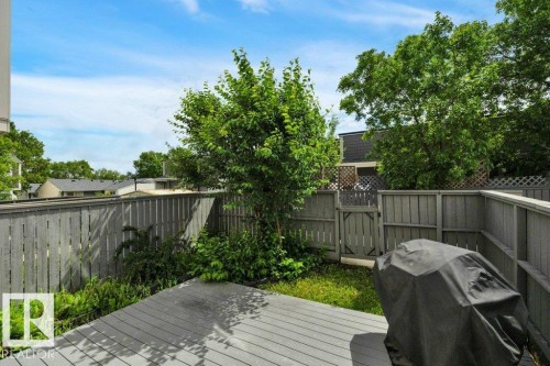 540 Willow Crest, Edmonton, AB 