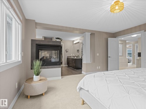 2307 Warry Court, Edmonton, AB 