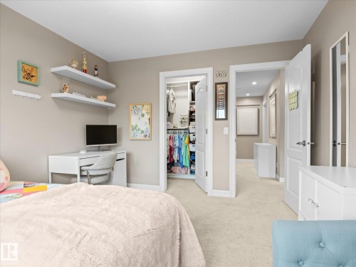 2307 Warry Court, Edmonton, AB 