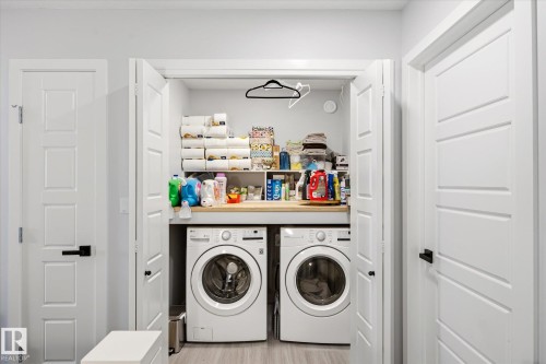 3415 Erlanger Bend, Edmonton, AB 