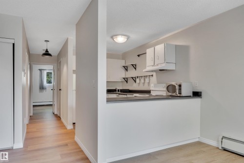 201 7915 112 Avenue, Edmonton, AB 