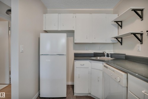 201 7915 112 Avenue, Edmonton, AB 