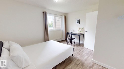 207 11224 116 Street, Edmonton, AB 