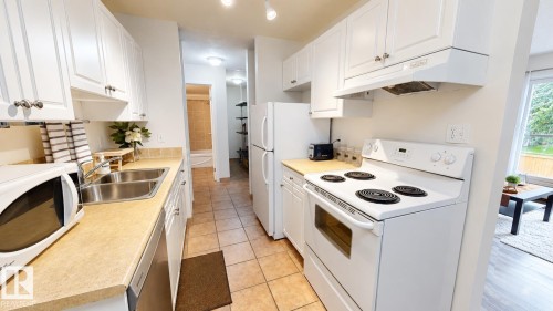 207 11224 116 Street, Edmonton, AB 