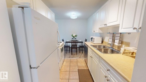 207 11224 116 Street, Edmonton, AB 