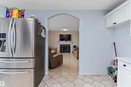 8904 170A Avenue, Edmonton, AB 