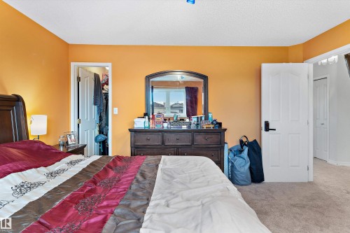 8904 170A Avenue, Edmonton, AB 