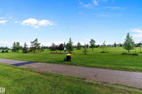 8904 170A Avenue, Edmonton, AB 