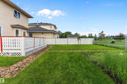 8904 170A Avenue, Edmonton, AB 