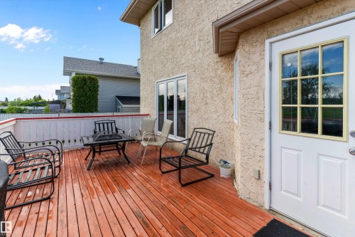 8904 170A Avenue, Edmonton, AB 